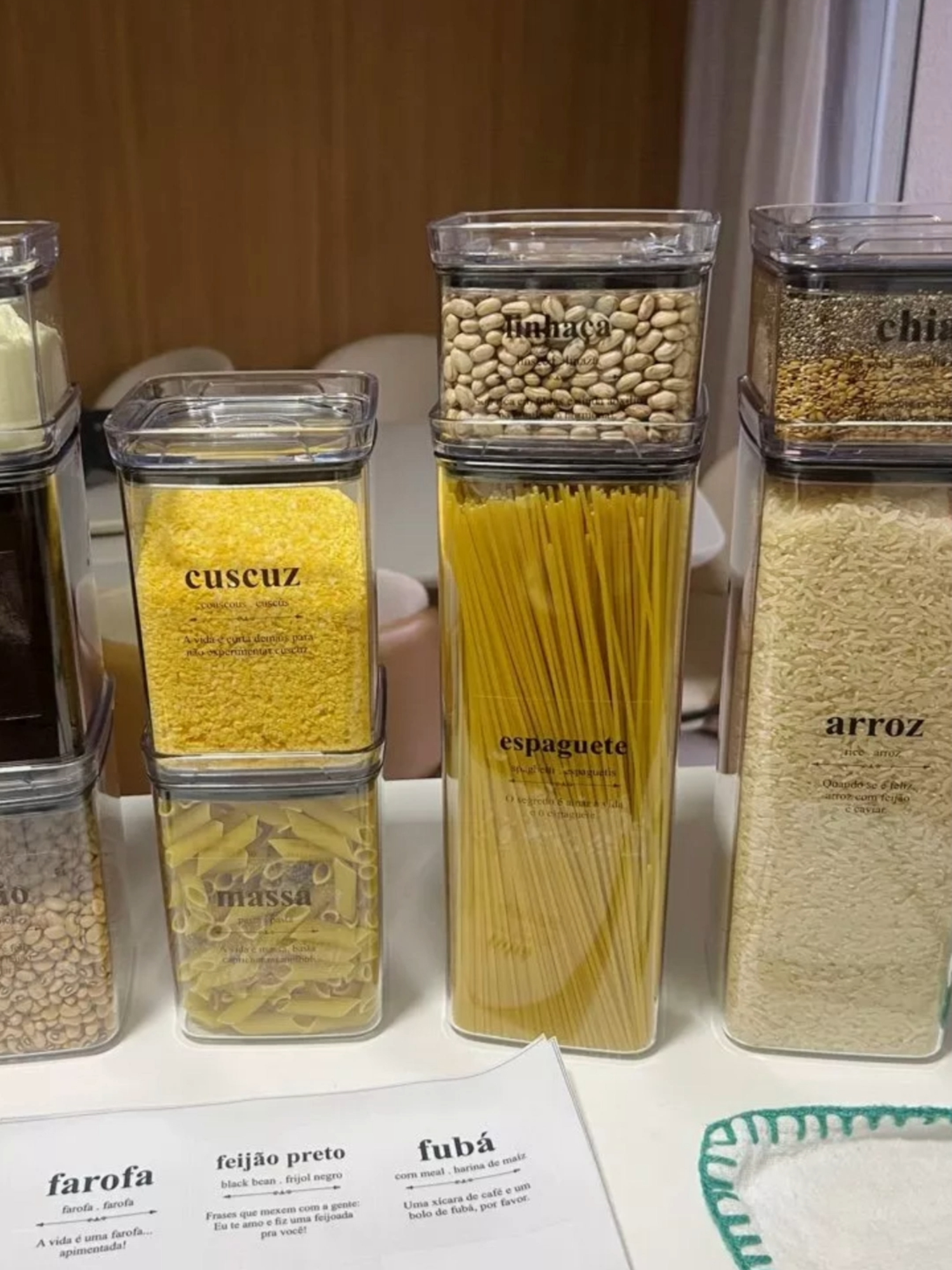 😍🤌✨ Potes que conservam, organizam e deixam tudo lindo! 🥰#PotesHermeticos #CasaPrática #AlimentosFrescos #CozinhaOrganizada #CasaOrganizada #OrganizaçãoDeCasa #AchadinhosTikTok