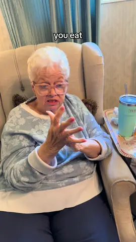 When you have the loonies you eat she says. #loony #funny #grandmasoftiktok #funnygrandma #loonies 