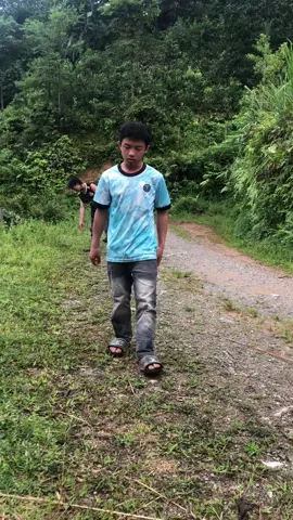 Giá như ta hiểu nhau một chút thì làm gì có chuyện chia li.