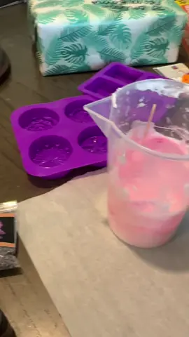 Making more soap with my tween 🧼 I know what everyone’s getting for Christmas this year 😂 ##soap##soapmaking##soapmakingtiktok##soaps##makingsoap