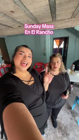 The way my moms childhood friends came up after mass to hug her 🥹💖 #mexico #familyvacation #guanajuato #rancho 