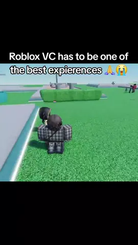 I love the fact that you can sometimes just get random encounters like this #robloxfyp #micup #troll #vc #voicechat 