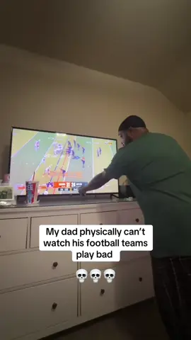 Pops was done 💀 @Unnecessary Roughness (via:@Lily B)
