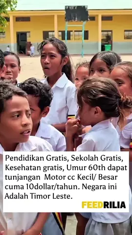 Timor Leste Terapkan Program Pro-Rakyat: Pendidikan, Kesehatan, dan Subsidi Kendaraan Super Murah Dili – Pemerintah Timor Leste terus menarik perhatian dunia dengan berbagai kebijakan pro-rakyatnya. Seluruh masyarakat dapat menikmati pendidikan dan layanan kesehatan secara gratis. Bahkan, warga berusia 60 tahun ke atas memperoleh tunjangan khusus dari negara. Tidak hanya itu, biaya pajak kendaraan bermotor di Timor Leste juga sangat murah. Baik motor dengan kapasitas mesin kecil maupun besar, hanya dikenakan biaya sekitar 10 dolar per tahun. Kebijakan ini menjadi bukti komitmen pemerintah Timor Leste dalam meningkatkan kesejahteraan rakyat dan memberikan jaminan sosial yang merata. sumber : jajago.keliling.indonesia 📌Disclaimer : Konten Ini Bersifat Edukasi, Informasi, Dan Meningkatkan Kesadaran. Support : @feedrilia  #fyp #tiktok #trending #viral #beranda 