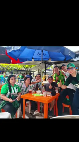 Mucha alegría me da cuando la gente me reconoce y se alegra con mis trovas me llenan de alegría gracias  #atleticonacional 