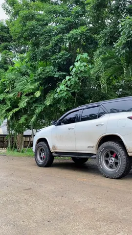 BER months ❤️ #toyota #fortuner #toyotafortuner #trailblazer #chverolet #rays #te37 #volkracing #brembo #bfgoodrich #fyp #fy 