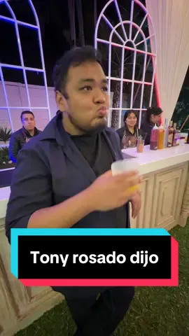 Llega una de 1.40 #tonyrosado #smashdota #humor #amigos 