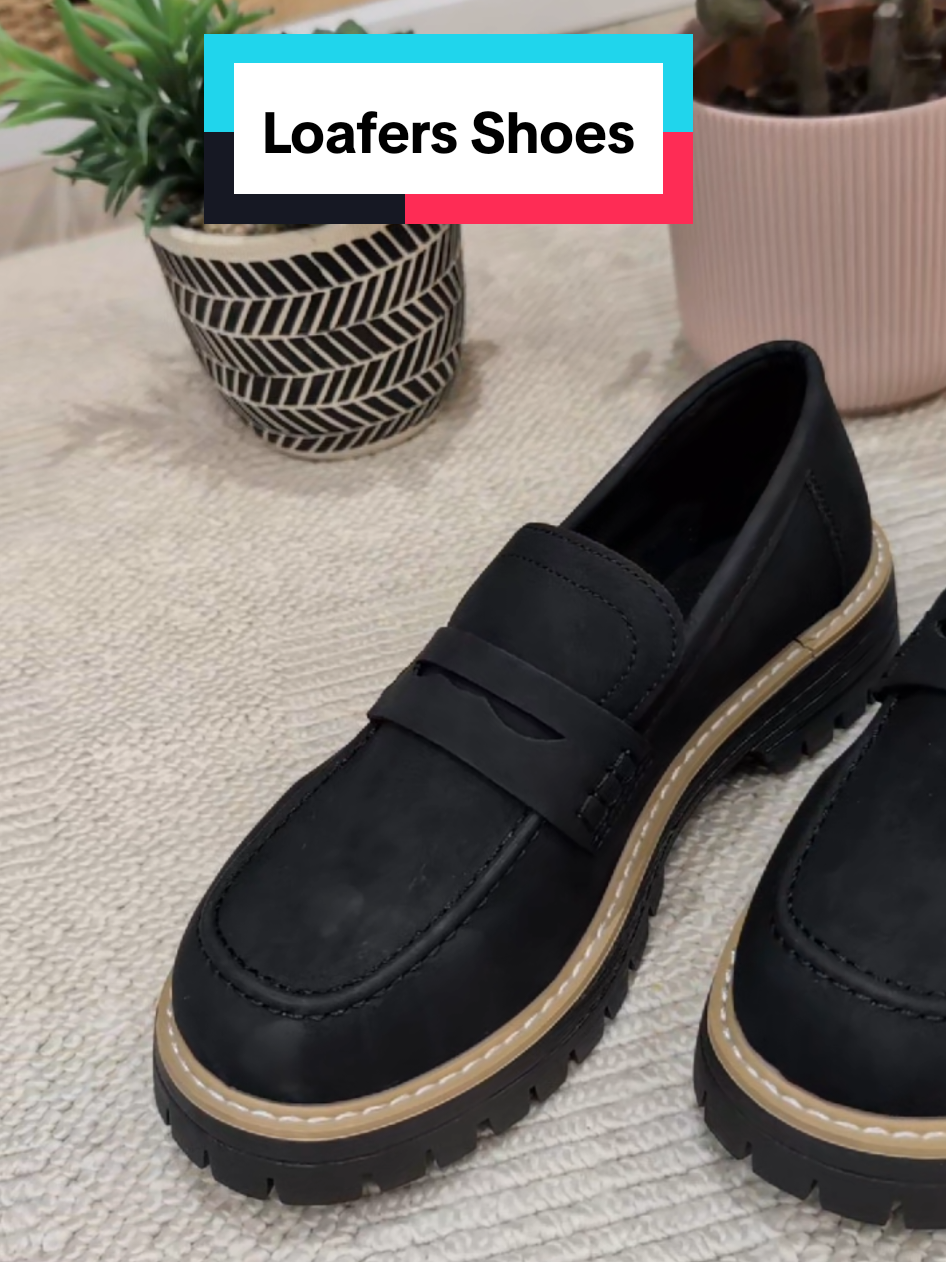 An ideal shoe for the autumn. Womens loafers #tiktokmademebuyit #womensshoes #loafers #footwearfashion #dealdrops 
