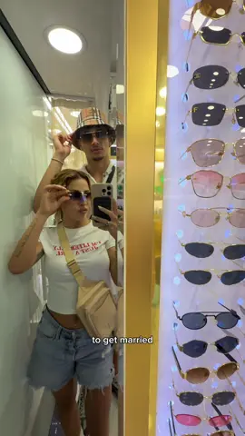 Me + cute New Zealand boy who happened to be staying in the hotel room next to mine hit the grand bazaar for the day 🤭 I appreciate him thinking I’m cute when I literally felt like a cave women all that week!  We had a beautiful one day relationship and I’ll cherish it til probably a few months from now cuz my memory is so bad.  #Vlog #travelvlog #jerimiahfisher #grandbazaar #turkey 