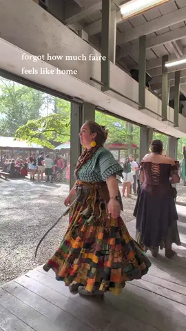 #renfaire #rennie #sonofsandlar #silversquirrel #renaissancefestival 