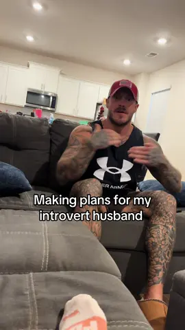 He really loves to socialize 🙃😂 #marriagehumor #husbandsoftiktok #prankingmyhusband #marriedlifehumor 