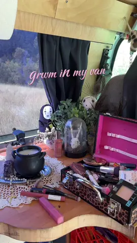 get ready with me 🎀 #vanlife #grwm 