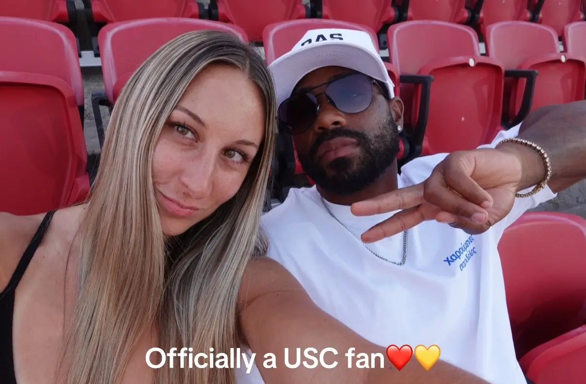 #USC #trojans #uscfootball #family #footballgame 