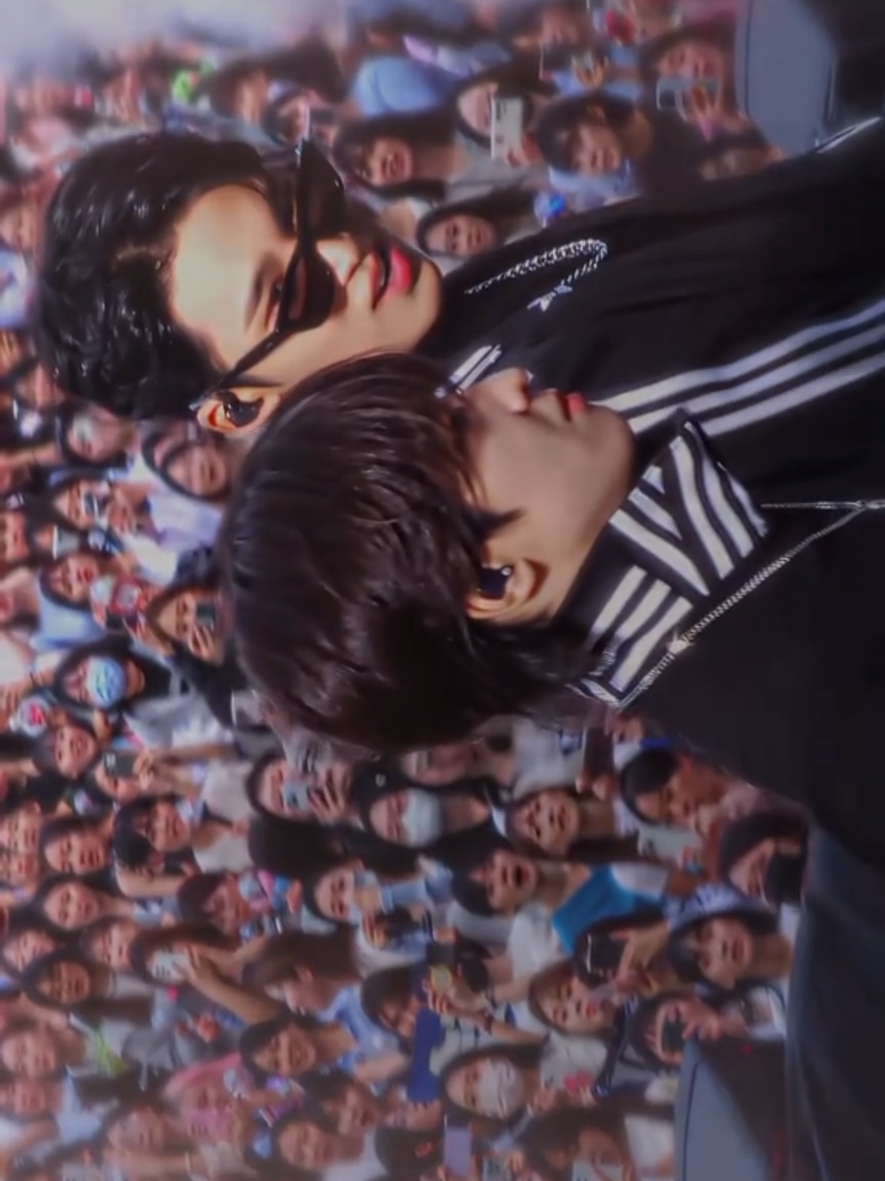 the way mingyu looks at wonu🤐 (video is not mine, src douyin ctto) #minwon #mingyu #wonwoo 