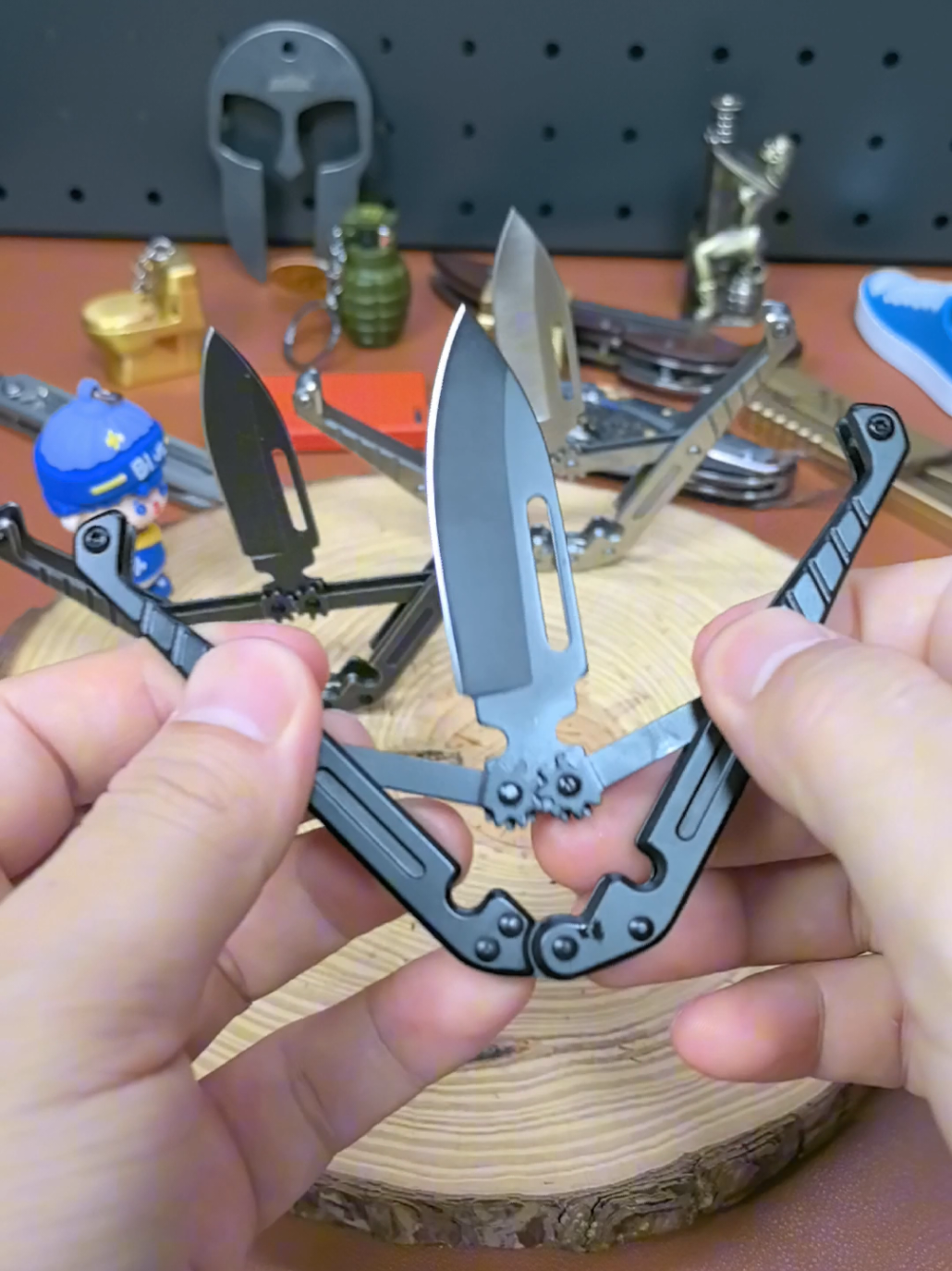 Do you want one? #EDCKnife #PocketKnife #CoolKnives #USA #craftededge 