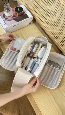 This makeup bag has a reasonable partition and is very useful#tiktokshoppfi #bags #makeupbag #travelessentials