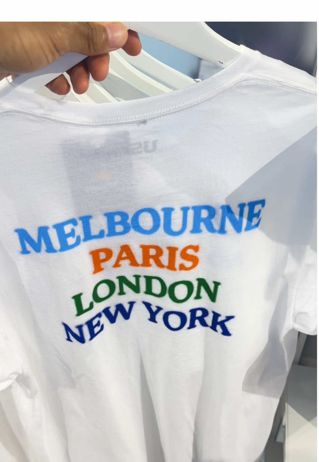 There were so many tees and So many designs, but these were my 3 favorite tees of the US Open. * Custom Artwork tee * 2025 Grand Slam tee * 2025 Official Theme Art tee @US Open #USOpen #tennis #tennistiktok #nyc #fyp 
