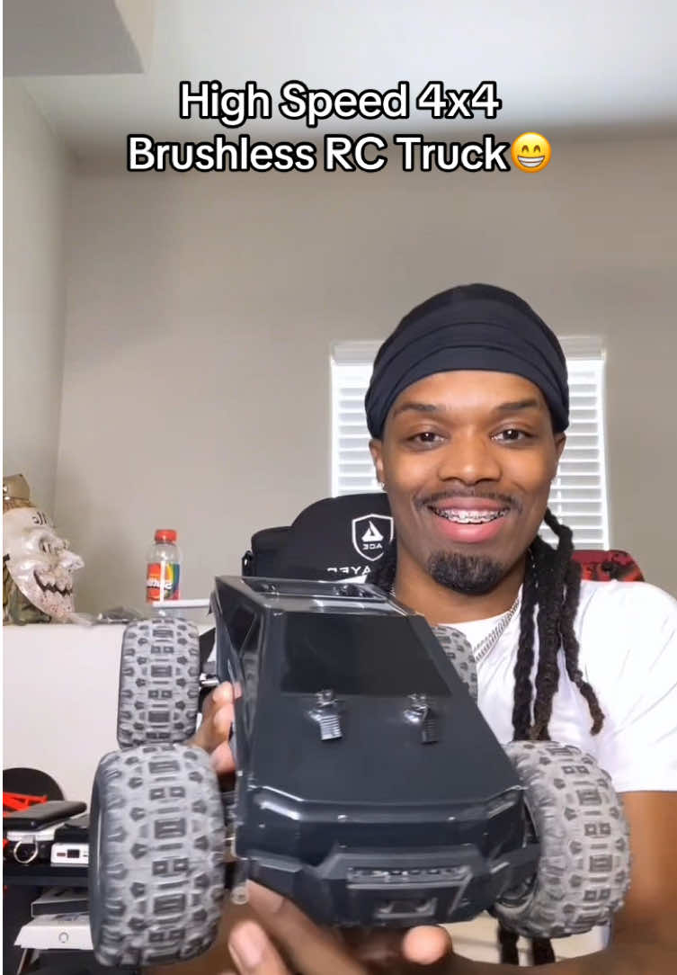 “If y’all need a very good rc truck this is the one to get💪🏾