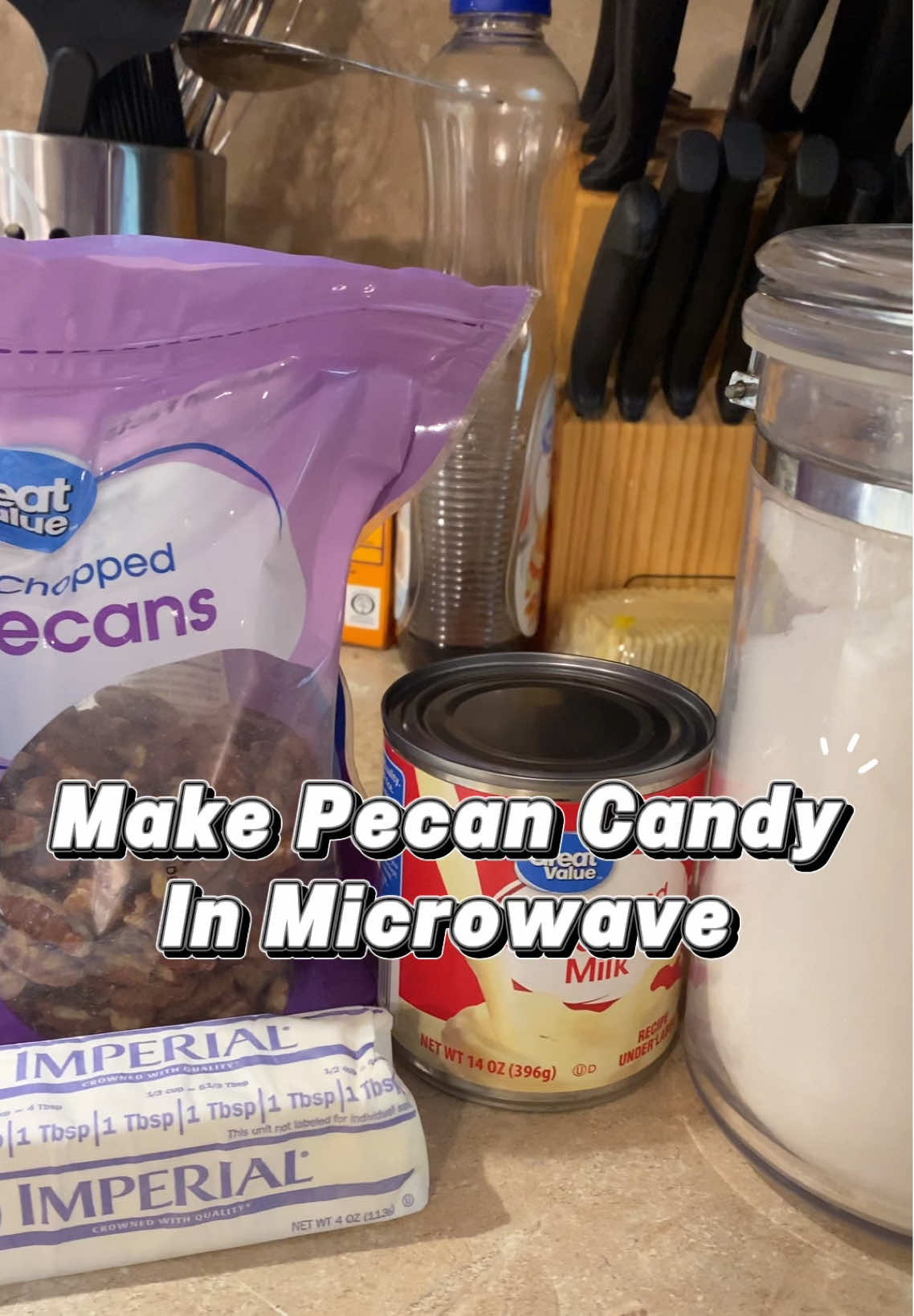 Literally saw this recipe and had to try it!! Also I tend to like mine softer so depending on the texture you want leave it in the microwave a bit longer #pecancandy #praline #microwaverecipes #foodtiktok 