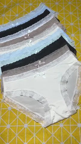 Mấy bà nhớ định kỳ 2-3 tháng thay quần chíp 1 lần nha. Combo 10 quần su lụa chỉ 110k miễn phí ship #tiemdolot99#quanchip#quanchipsu#quanchipren @HANA - Tiệm đồ lót xinh  @HANA - Tiệm đồ lót xinh  @HANA - Tiệm đồ lót xinh 