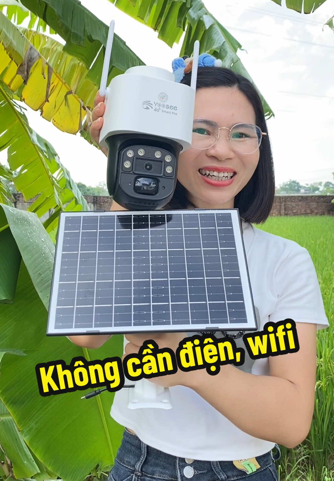 Trả lời @user8618800521056 Camera Yoosee sử dụng pin năng lượng mặt trời, hỗ trợ cài đặt sim 4G không cần wifi giá tri ân#embichnhanong #camera #camerangoaitroi #cameraxoay360do #tienloi #dogiadung #giadungtienich #xinxo #giare #trending 