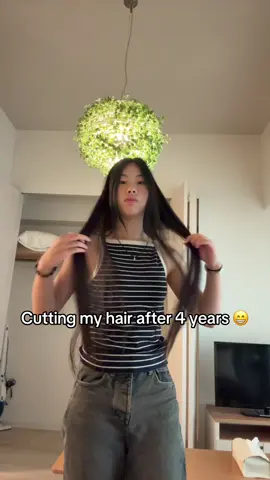 Deffo not the haircut i showed to my hairstylist but okay 😭🙏 #foryou #fyp #longhair #hair #haircut 