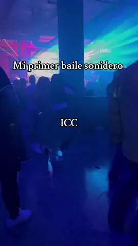 Y ahí andaba yo intentando bailar cumbia #icc #cumbiasonidera 