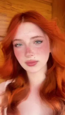 Retoqueii #fy #foryoupage #ginger #fyp #greeneyes 
