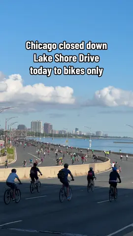 Chicago closed down Lake Shore Drive today for bikers. Thoughts?! #chicago 