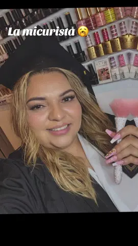 @Dream & Glow Beauty es una crack, mi manicurista,🙌👺#LIVEIncentiveProgram #GenuineInteractionMatters #PaidPartnership 