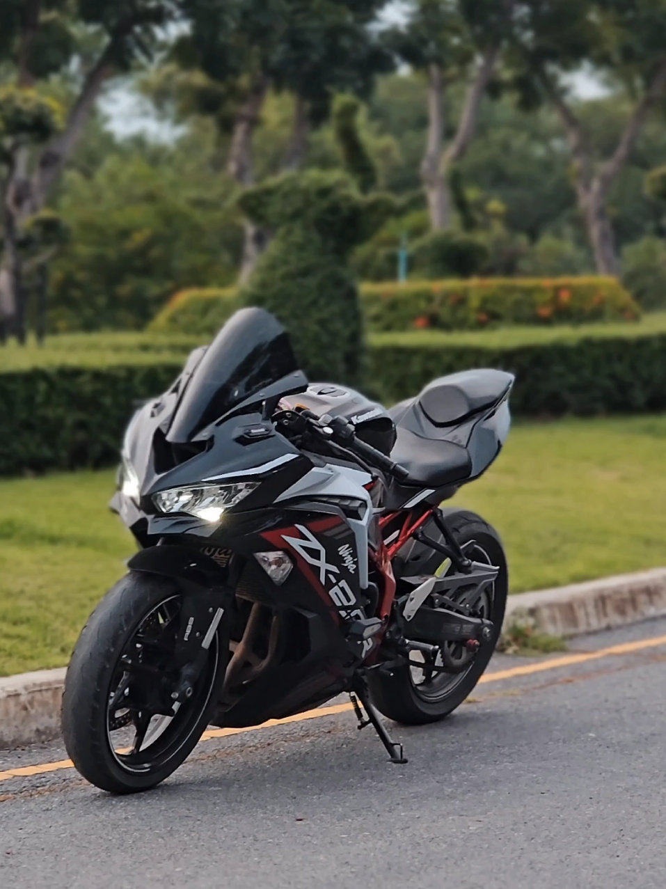Zx25r❤️‍🔥🖤 #kawasaki #zx25r #ninja #fyp #viral 