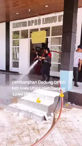 Apapun masalahnya Damkar solusinya😊👍