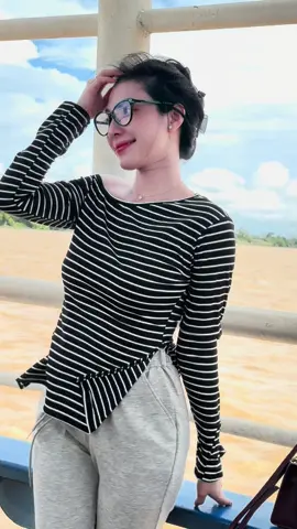 Miền tây quê e sông nước hữu tình
