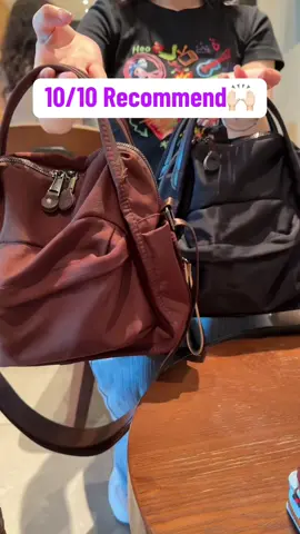 Mom rating: 10/10 ⭐️🤩 who’s grabbing one? #bag #shoulderbag #tiktokshopbag #dailybag #purse 