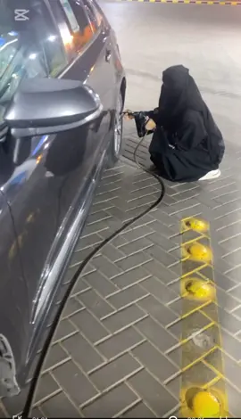 ‏ليتك تجيب أخبار يا نفح الهبوب ‏عن حاجةٍ صلف الزمان أبطى بها#ترند #CapCut 