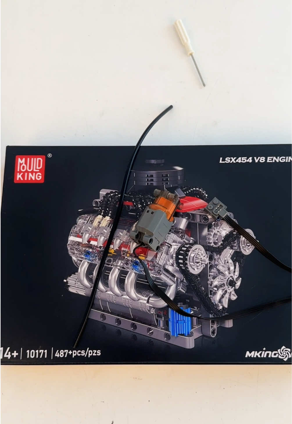 LSX454 mini V8 engine #mouldkingstore #tiktokshoplaborday #fallfreshness #miniengine #V8engine #enginebuild #legoengine #carmodel 