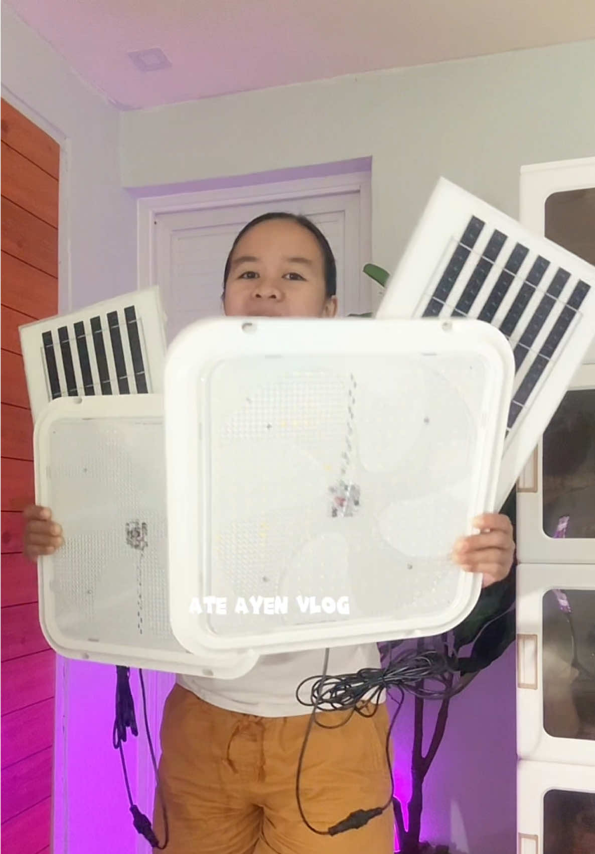 Mula ng nalaman ko to nag switch na talaga kame sa mga solar lights  tipid na sa kuryente affordable pa #fyp #tiktokph #ateayenvlog #solarceilinglight #buy1take1solarlight 