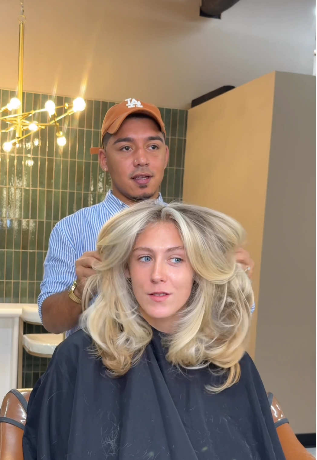 A  new blonde bombshell has entered the villa 🥵😍