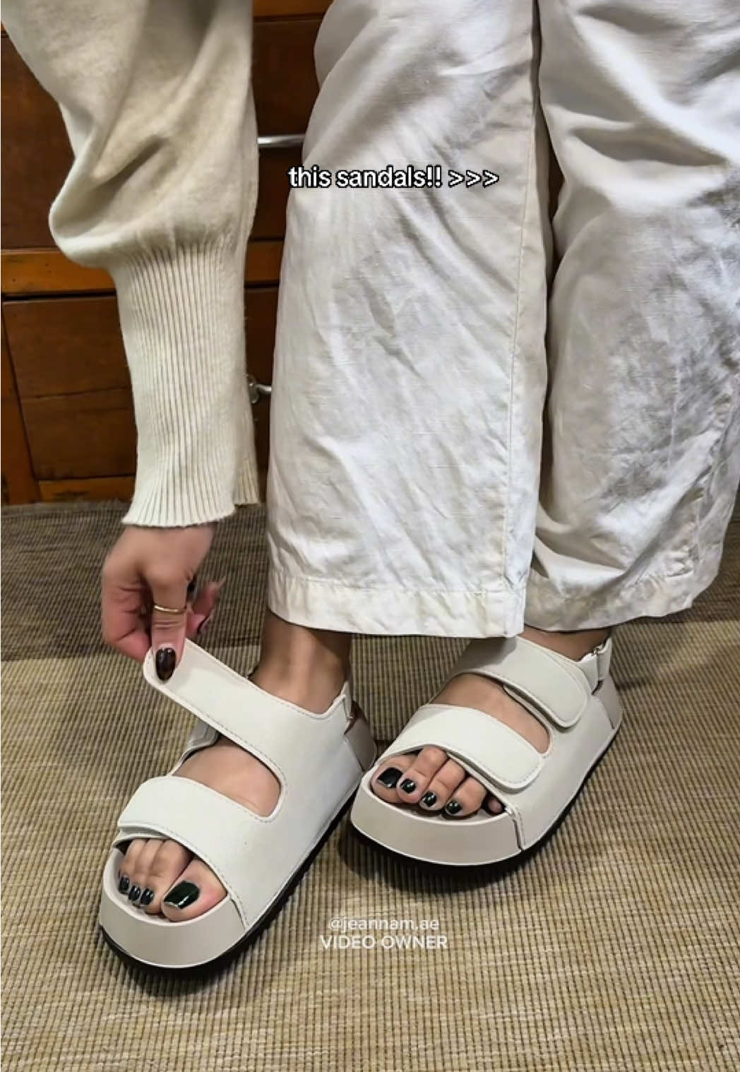 Newly released thick-soled but lightweight sandals! I’m wearing size 36-37.. #sandals #thicksolesandals #platformsandals 
