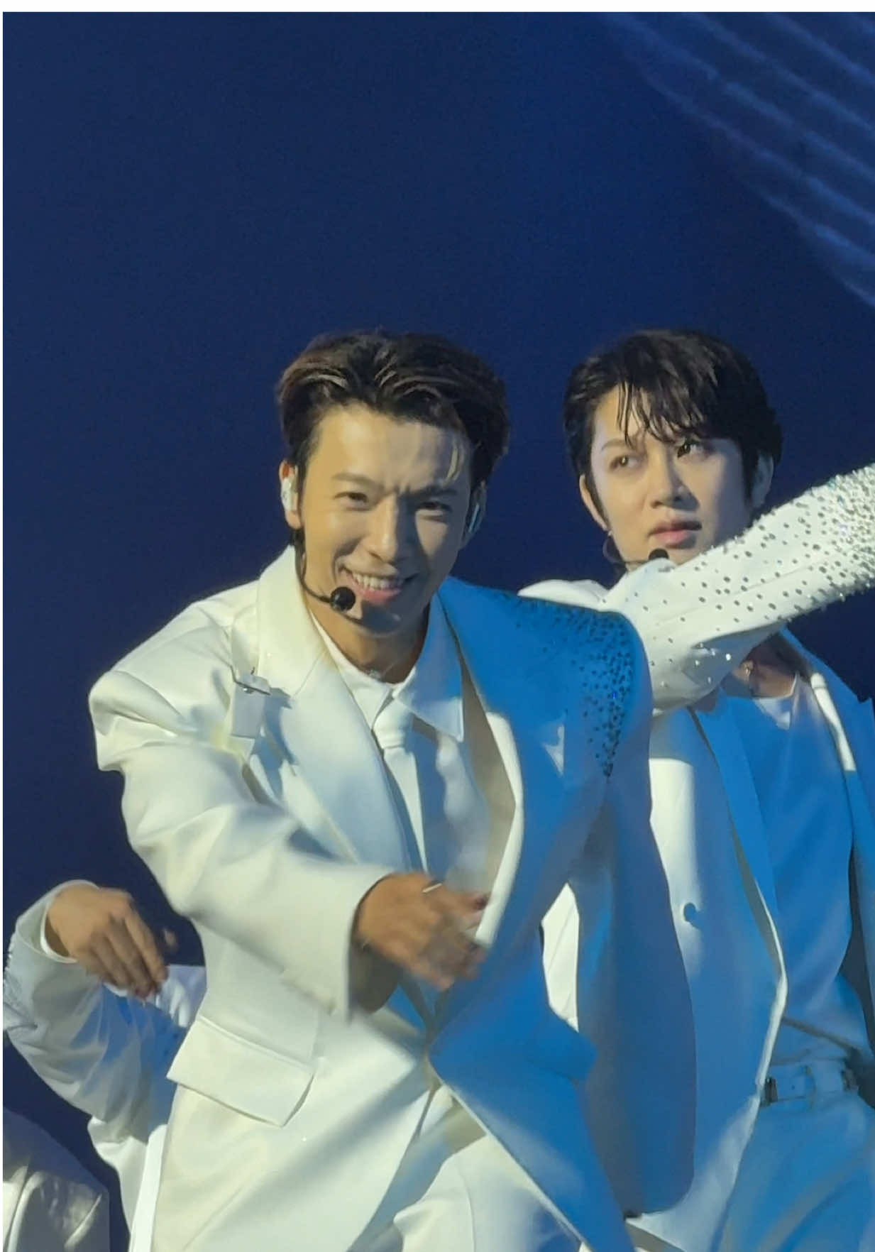 有这样的小狗哥哥突然闯进你的镜头里会怎样#leedonghae #이동해 #슈퍼주니어 #superjunior 