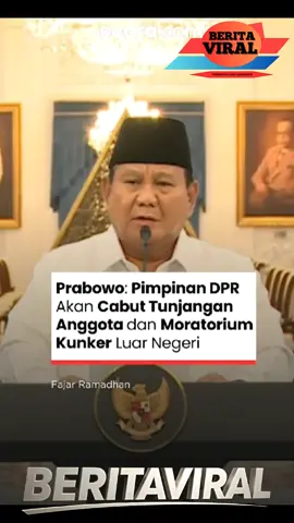 Presiden Prabowo Subianto memastikan DPR akan mencabut kebijakan kenaikan tunjangan anggotanya sebagai langkah tegas setelah gejolak yang terjadi sepekan terakhir. Dalam keterangan persnya, ia juga menegaskan bahwa parlemen akan memberlakukan moratorium kunjungan pejabat ke luar negeri. Di sisi lain, Prabowo mengungkap kalau pemerintah menerima aspirasi dari masyarakat selama penyampaiannya dengan baik dan damai. Ia juga memastikan kalau pemerintah akan mendengar dan menindaklanjuti aspirasi yang disampaikan tersebut. “Kepada seluruh masyarakat, silakan sampaikan aspirasi dengan baik dan damai. Kami pastikan akan didengar, dicatat, dan ditindaklanjuti,” kata Prabowo dalam konferensi pers di Istana, Jakarta, Minggu (31/8/2025).