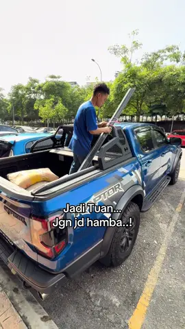 “jadikan kereta hamba kepada tuan” boleh ditafsir dalam beberapa cara: 	1.	Jika maksudnya praktikal/automotif – contohnya nak jadikan kereta “taat” dan mudah diurus, ia boleh merujuk kepada sistem automasi, pemasangan AI, atau integrasi smart features (contoh: Tesla Autopilot, remote control, voice command). Maksudnya kereta jadi seperti “pembantu”, ikut arahan tuan. 	2.	Jika maksudnya simbolik/rohani – mungkin anda maksudkan supaya manusia jangan jadi hamba kereta (asyik berhutang, jaga imej, atau bermegah), sebaliknya kereta itu hanya jadi alat, hamba kepada tuannya. Dari sudut ni, ia tentang pengurusan kewangan, mindset, dan sikap. 	3.	Jika maksudnya mistik/ilmu kebatinan – nak “ikat” kereta supaya setia, tak hilang, tak rosak cepat. Ada amalan orang lama seperti doa, ayat pendinding, atau ritual tertentu, tapi biasanya ia lebih kepada keyakinan dan keberkatan, bukan menjadikan kereta betul-betul “hamba”. . #advice #investment #business 