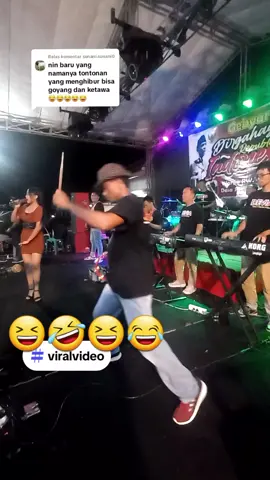 Membalas @sunani.sunani0 🤣😆🤣😂 #tiktok #video #music #trend #viral 