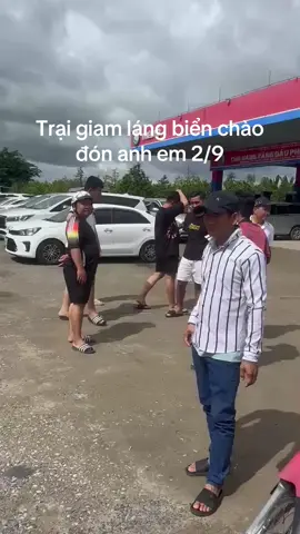 Đồng tháp trại giam láng biển:lễ 2/9 đặt xá chào đón anh em làm lại cuộc đời tốt đẹp nhất.