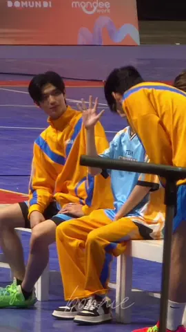 พี่เกิดอาการ โทมัสอยากบอกอะไรพี่กับเซฟไหม หรือเราจะรู้กันสองคน พี่ไม่บอกใคร สบายใจได้ เคะมันน่ารักอะเนอะ #dmdsportday2025 #dmd #tthomastc #savewrg 