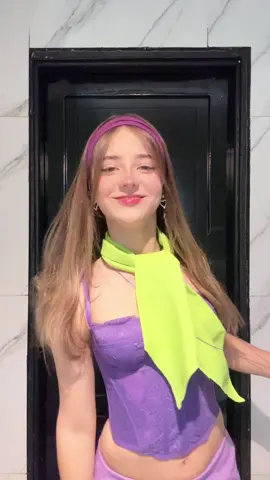 me falto ser colorada jej #daphnescoobydoo 