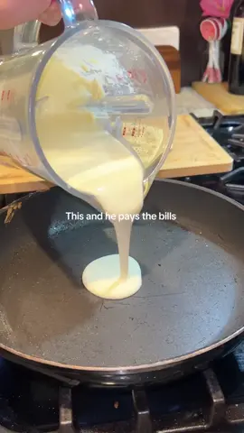 🤞🏼💗✨ #fyp #cooking #crepes #humor #desserts 