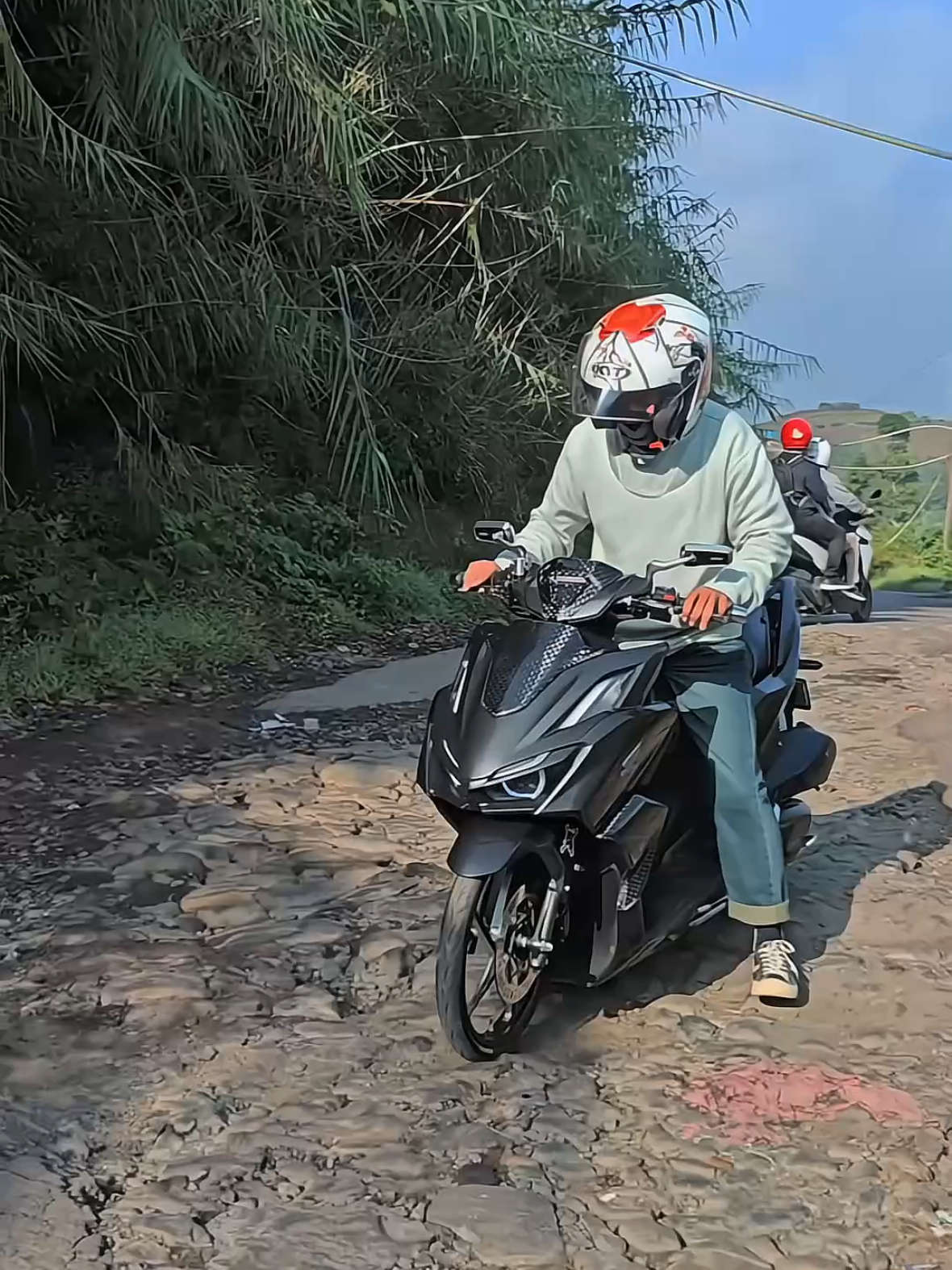 howo dingin 🥶 #vario160 