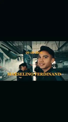 happy birthday cengg @🤴🏽 🤍 I will always be a big fan of you always and forever 🤍🤏🏻Lucu banget anak mama @sudarwijanimarsel udah 21 tahun ajaa nggak kerasa waktu cepat berlalu yahh kenal Marsel di era Persebaya yg Masi cute