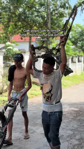 Untuk hari ini cukup dengan alhamdulillah untuk besok kita siapkan matang - matang 😁@𝙊𝙨𝙘𝙖𝙧 𝙛𝙖𝙧𝙢 #fakesituation⚠️ #indra_kuy #masiyun #fakesituation⚠️ 